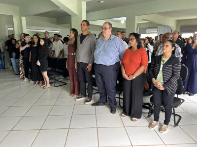 Foto 4 de 9 - Novos Servidores Tomam Posse em Concurso Público de São José do Calçado em Solenidade na Secretaria de Educação