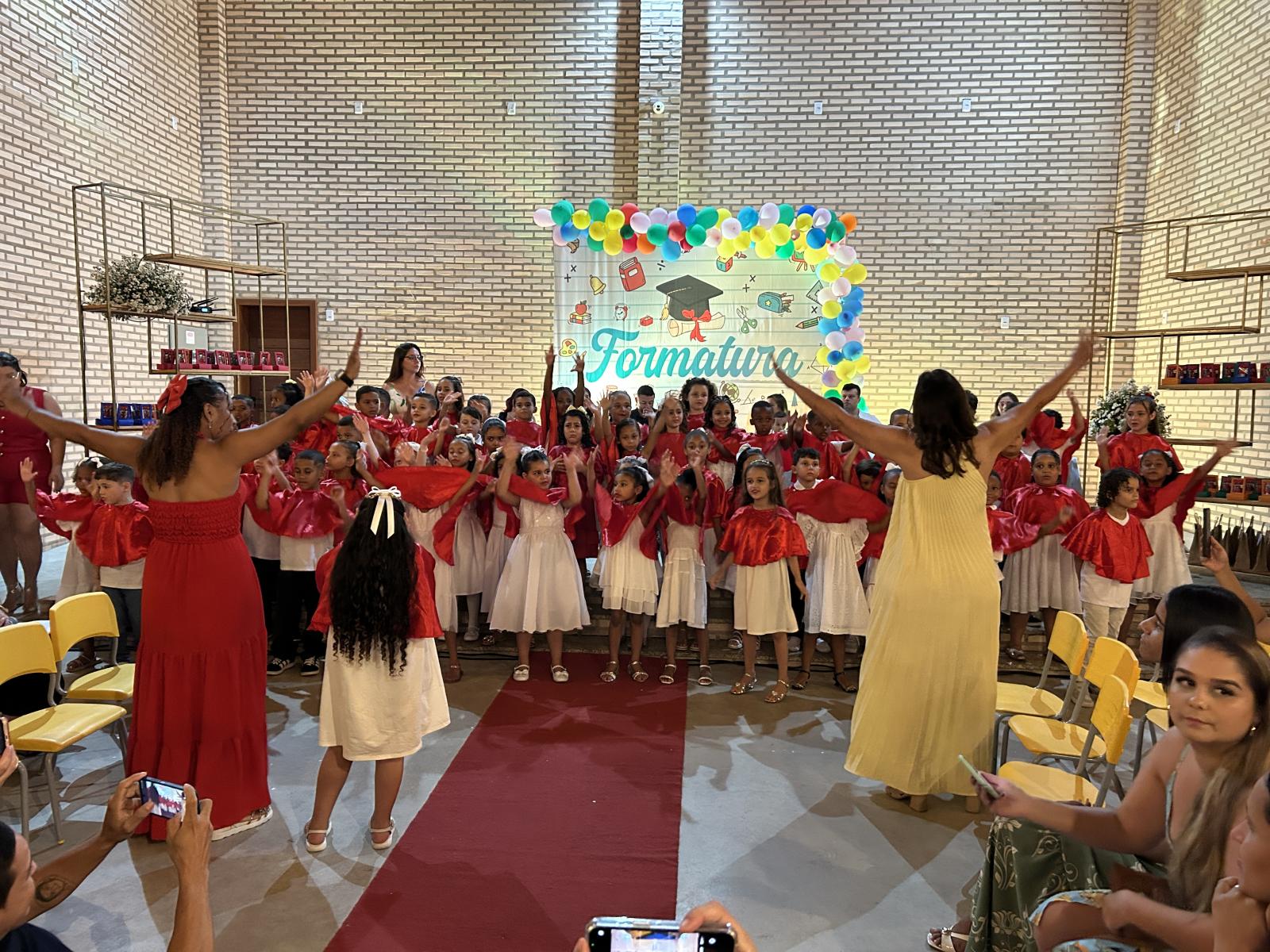 Início das Formaturas nas Escolas Municipais de São José do Calçado